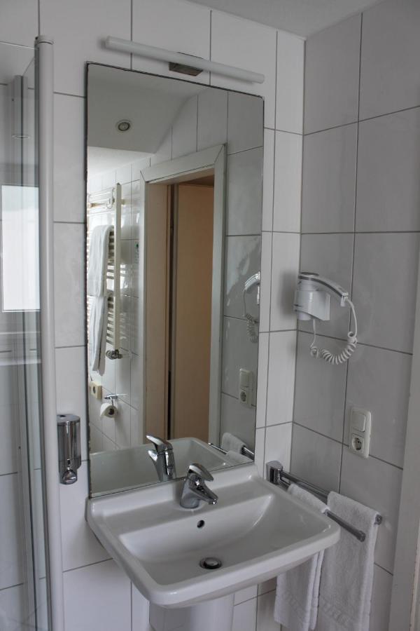 Am Römerwall 3*